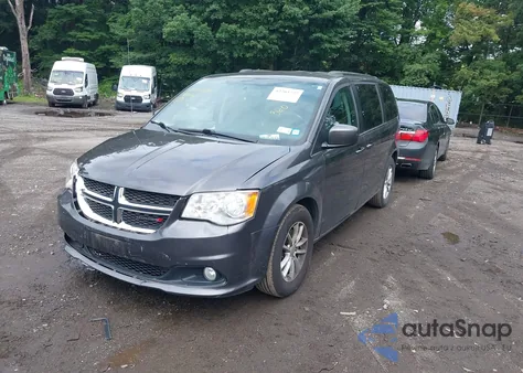 2018 Dodge Grand Caravan Sxt z USA, uszkodzony, nr VIN 2C4RDGCG6JR224541